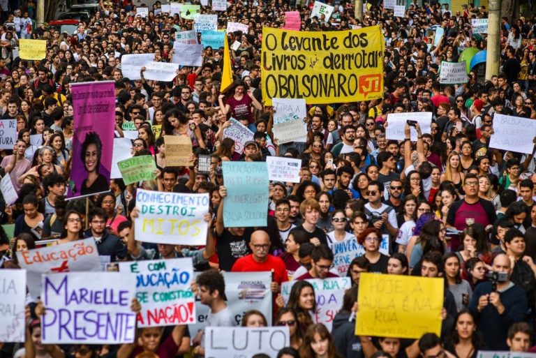 5 motivos para protestar contra os cortes na Educação