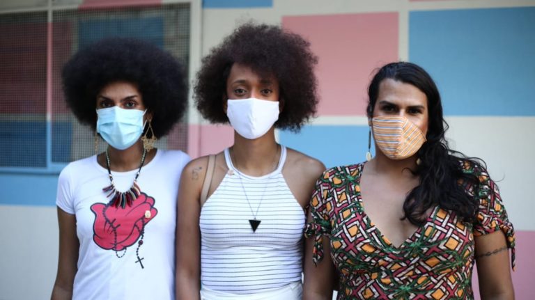 3 parlamentares do PSOL de São Paulo sofrem ameaças e atentados