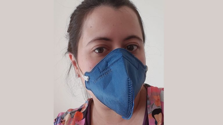 Sâmia quer obrigatoriedade de distribuição de máscaras PFF2/N95 em locais de grande circulação