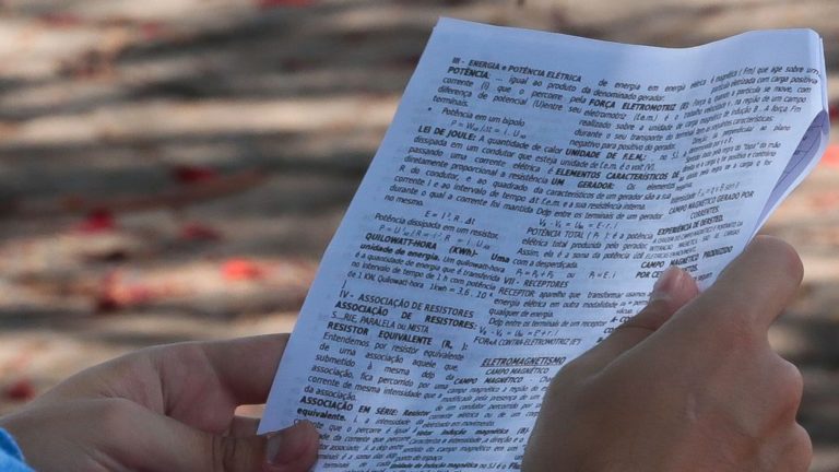 Bancada do PSOL protocola convocação de ministro da Educação para explicar crise no INEP e ENEM 2021