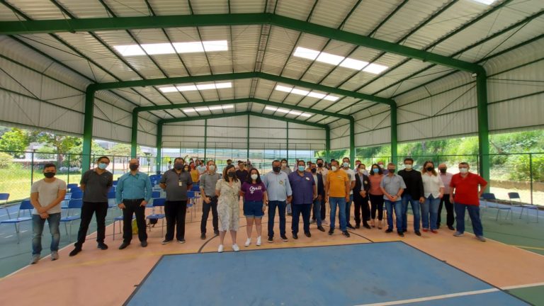 Sâmia visita Instituto Federal de Guarulhos e participa de roda de conversa sobre dignidade menstrual
