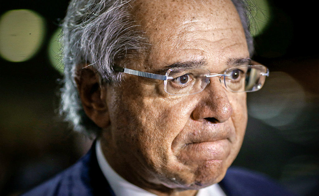 Sâmia pede convocação de Paulo Guedes para explicar nomeação de bolsonarista para Corregedoria da Receita Federal