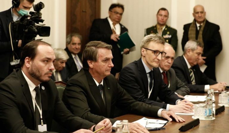 PSOL quer convocar ministro de Relações Exteriores após Itamaraty impor sigilo sobre viagem de Bolsonaro à Rússia