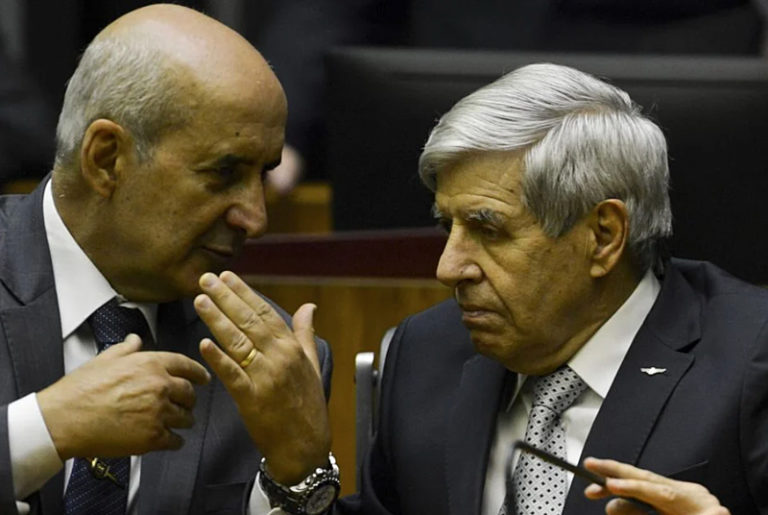 Sâmia Bomfim e Fernanda Melchionna querem que os ministros Heleno e Ramos expliquem teorias conspiratórias e desinformação sobre urnas eletrônicas