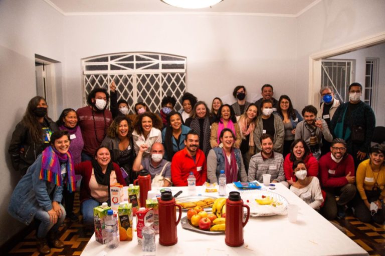 Outra política para a assistência social é possível: Sâmia reuniu-se com militantes da área, junto com Monica Seixas e Luana Alves