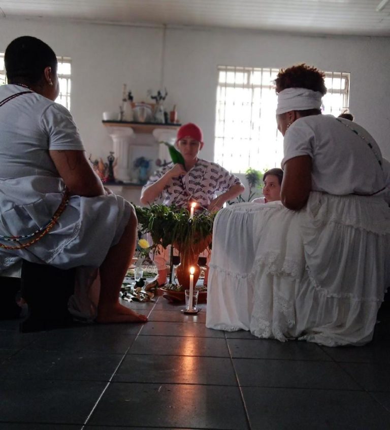 É preciso avançar na legislação para garantir respeito às religiões de matriz africana, defende Sâmia