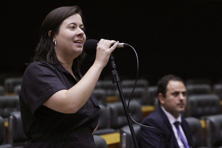 Pela segunda vez, Sâmia é eleita coordenadora-adjunta da Secretaria da Mulher da Câmara