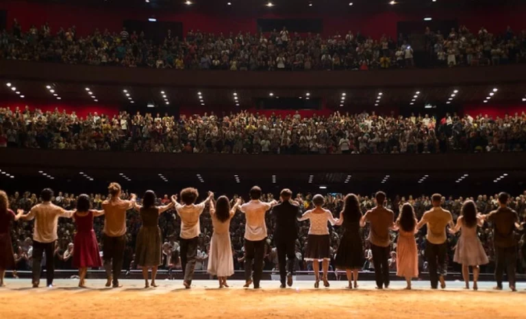 Senado aprova PL de Sâmia que cria o Dia Nacional de Luta dos Trabalhadores da Cultura