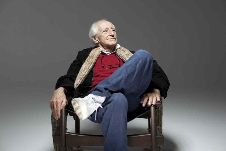 Sâmia Bomfim quer criar Prêmio Zé Celso para homenagear trabalhadores do setor cultural