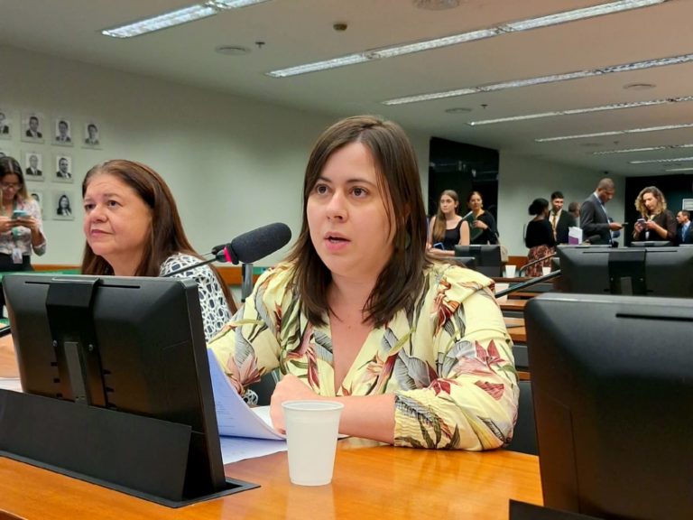 Com relatório de Sâmia, CCJ aprova fim à tese de legítima defesa da honra em crimes de feminicídio