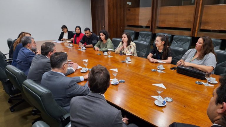 Gaza: repatriados reúnem-se com governo e Itamaraty fará nova triagem