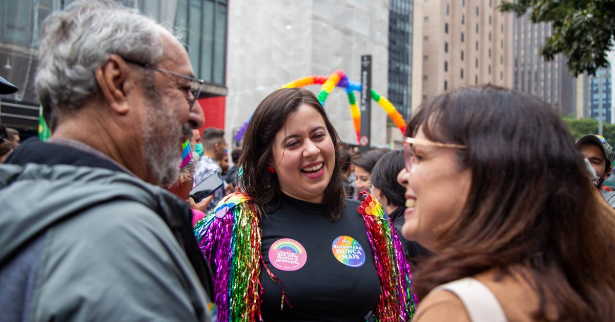 Sâmia Bomfim propõe que Parada LGBT+ de São Paulo se torne Patrimônio Cultural Imaterial do Brasil