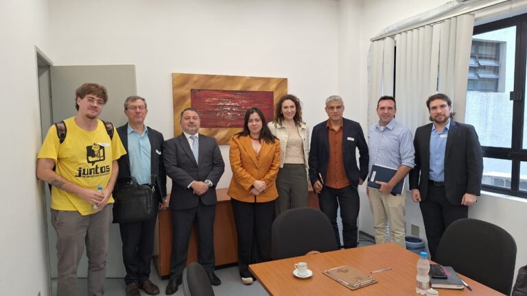 Deputada Sâmia pede ao MP medidas contra atuação de bolsonaristas em universidades